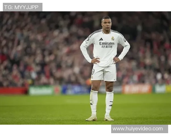 足球场上二十八号球星是谁 他在绿茵场的传奇表现引发热议